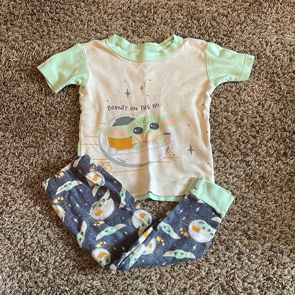 **SOLD** — Baby Yoda Pajama Set